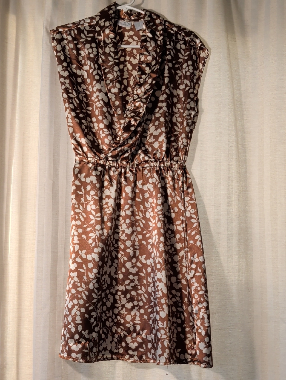 Ezekiel Brown and White Floral Satin Midi Dress
